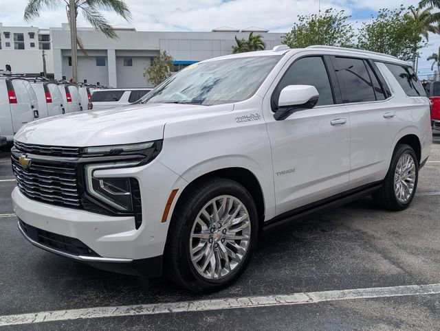 Used 2025 Chevrolet Tahoe High Country image 3