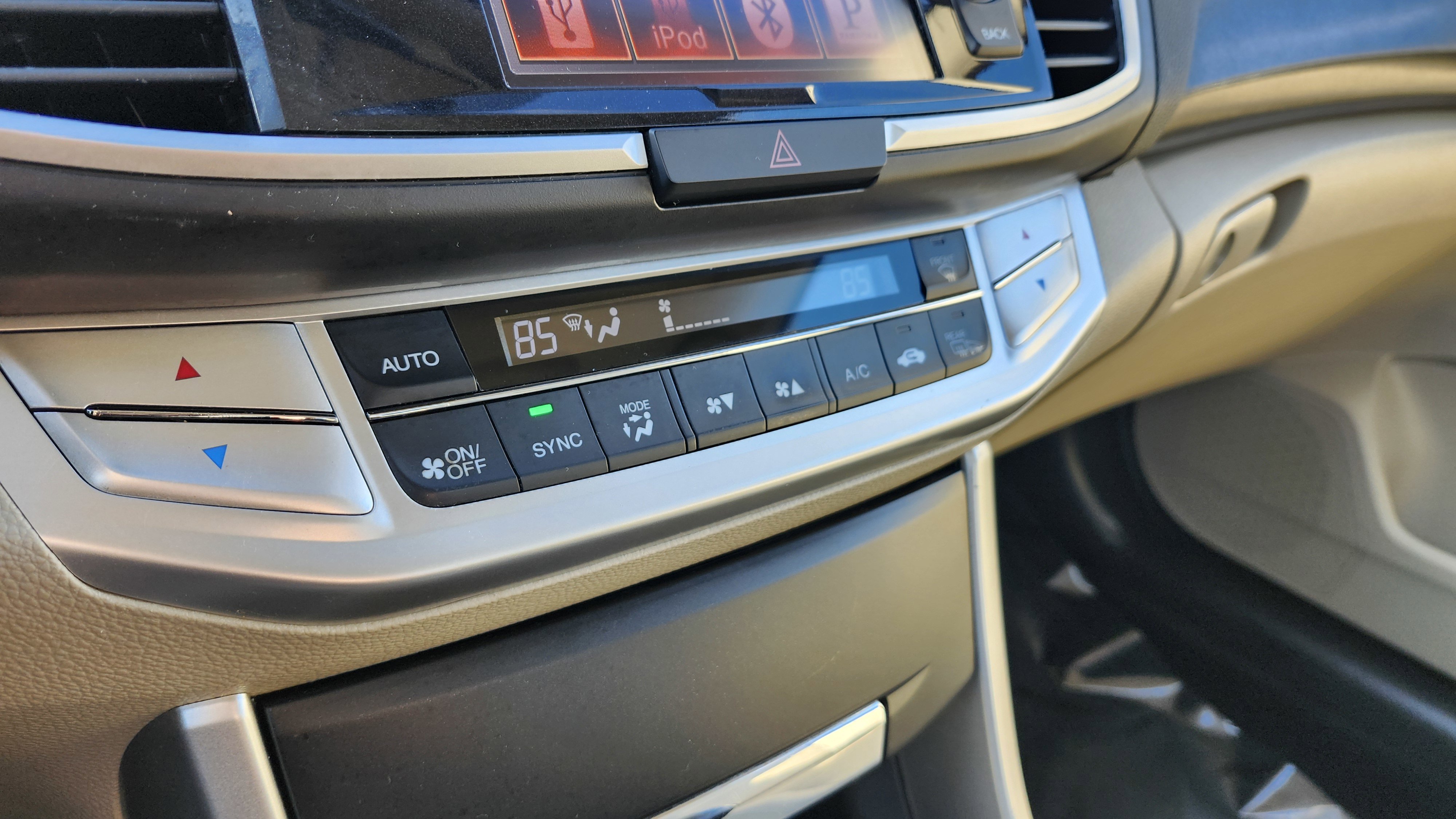 Used 2014 Honda Accord EX-L image 34