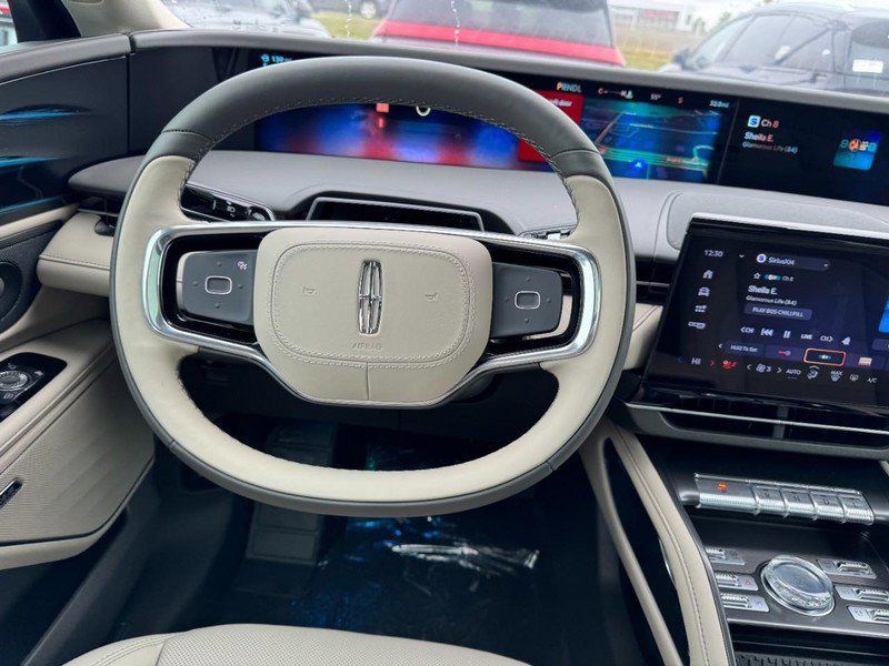 New 2025 Lincoln Nautilus Premier w/ Equipment Group 102A AWD/4WD image 10
