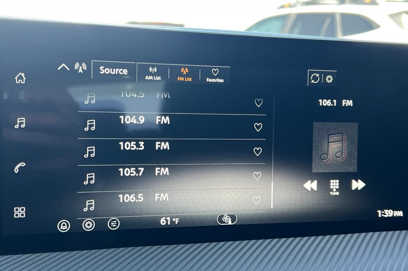New 2027 Nissan Kicks SR FWD image 15