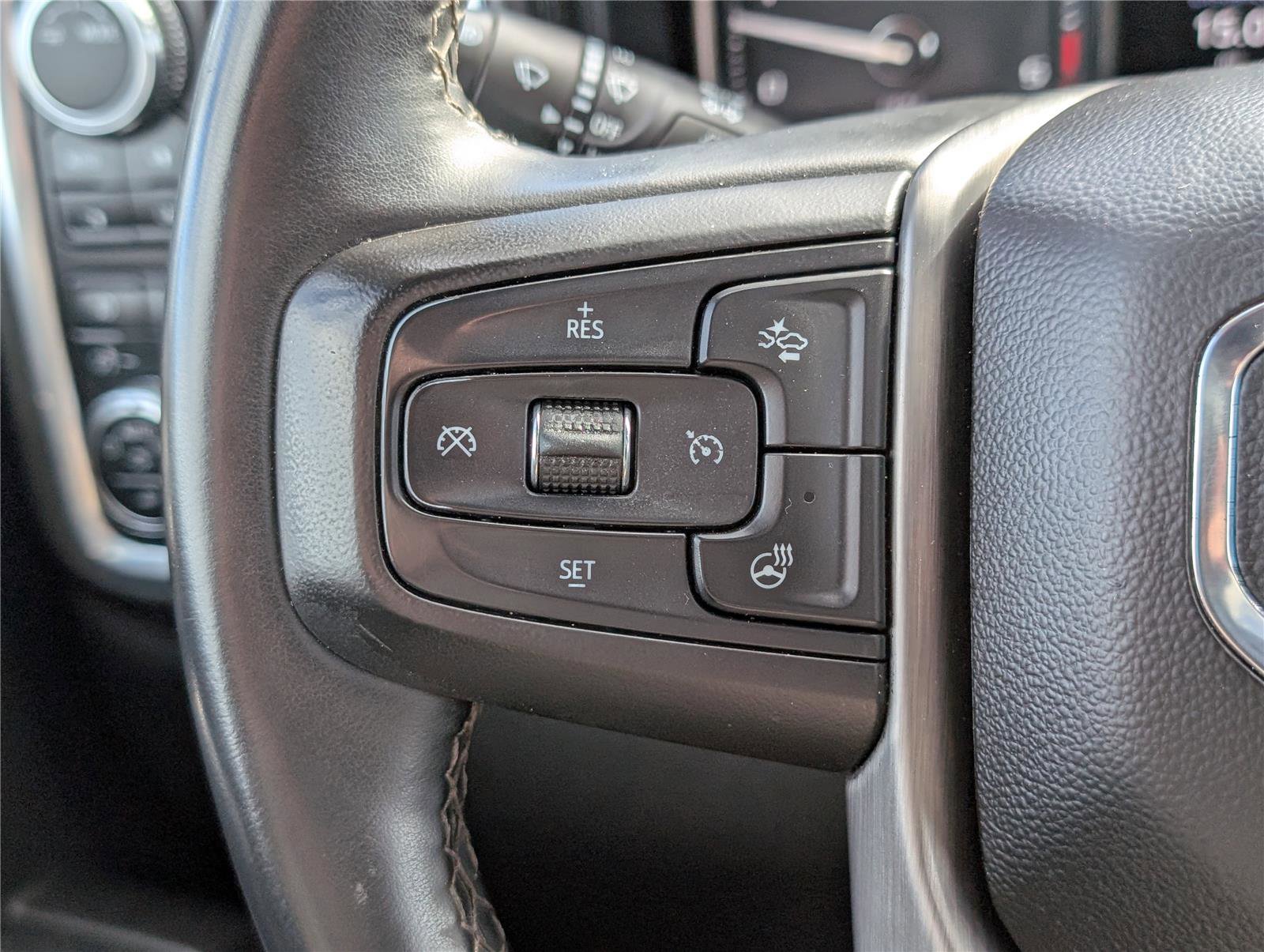 Used 2023 GMC Sierra 3500 Denali w/ Denali Ultimate Package image 24