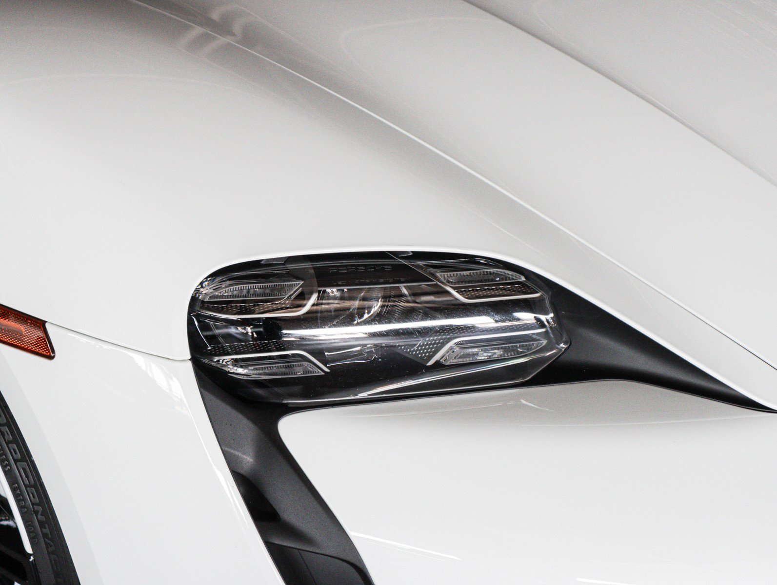 Used 2024 Porsche Taycan 4S image 26