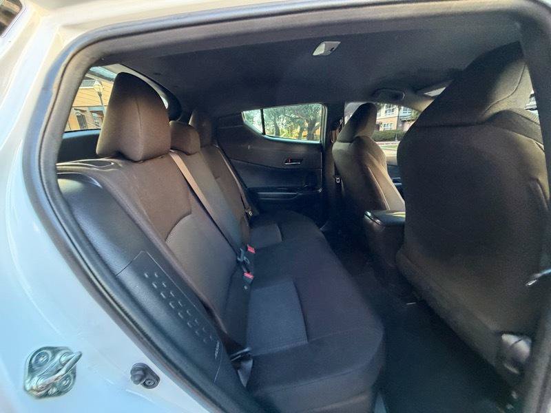 Used 2019 Toyota C-HR LE FWD image 39