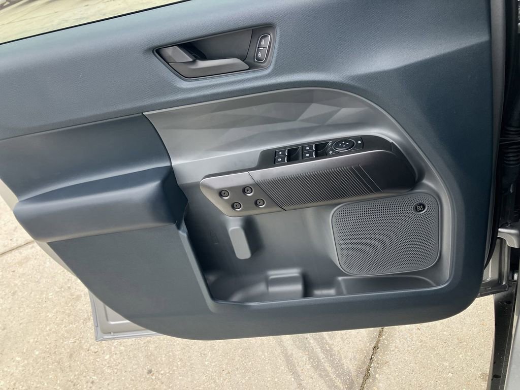 New 2024 Ford Maverick Lariat w/ Black Appearance Package AWD/4WD image 21