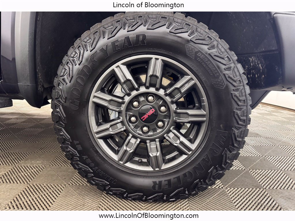 Used 2024 GMC Sierra 1500 AT4X AWD/4WD image 35