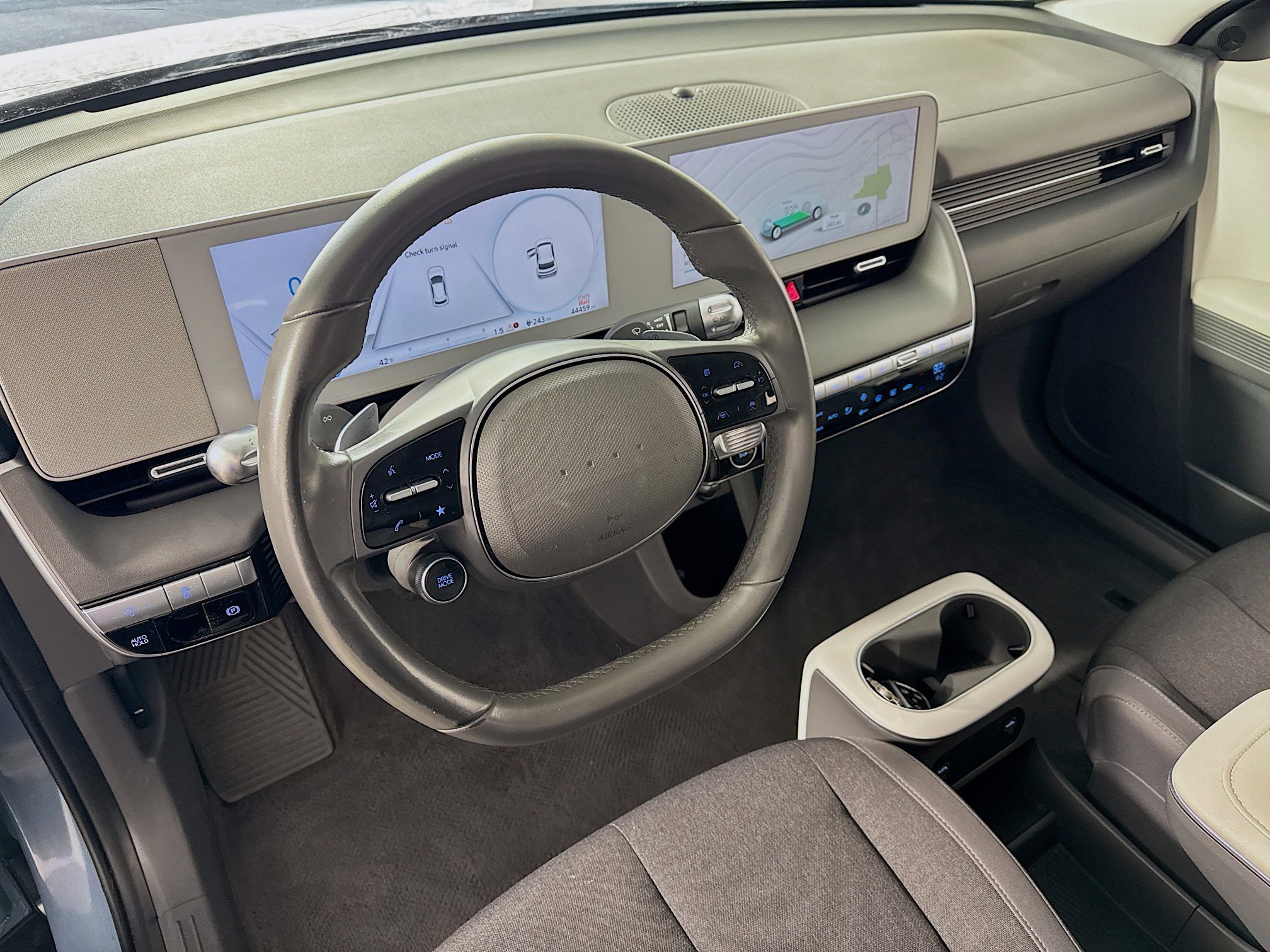 Used 2024 Hyundai Ioniq 5 SE image 12