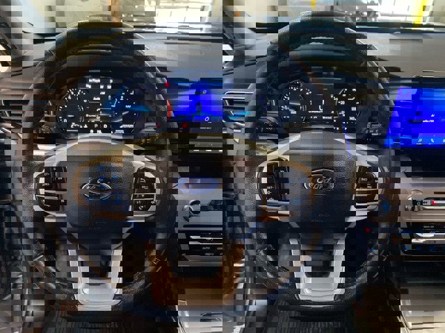 Certified 2021 Ford Explorer XLT w/ Equipment Group 202A image 20