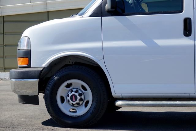 Used 2017 GMC Savana 2500 2500 image 11