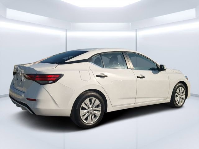 Used 2025 Nissan Sentra S FWD image 3