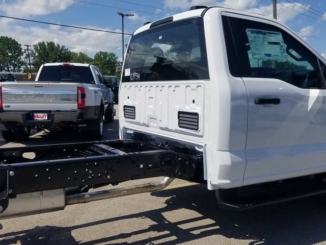 New 2026 Ford F550 4x4 Regular Cab Super Duty image 8