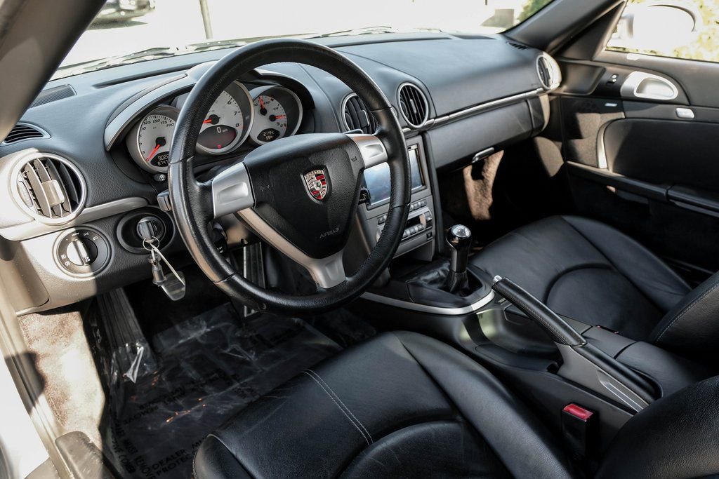 Used 2007 Porsche Cayman S image 11