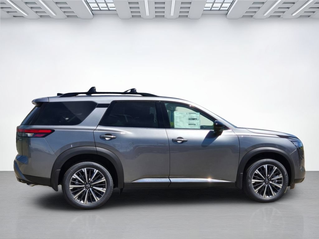 New 2026 Nissan Pathfinder Platinum w/ Accent Package AWD/4WD image 3