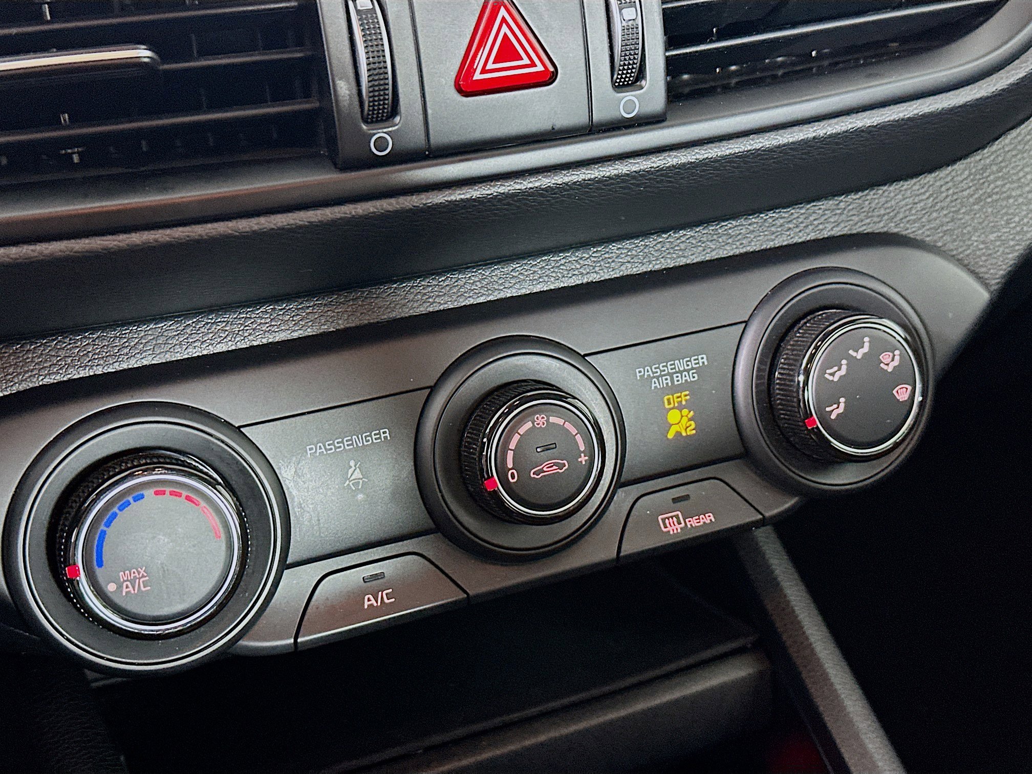 Used 2024 Kia Forte LXS image 22