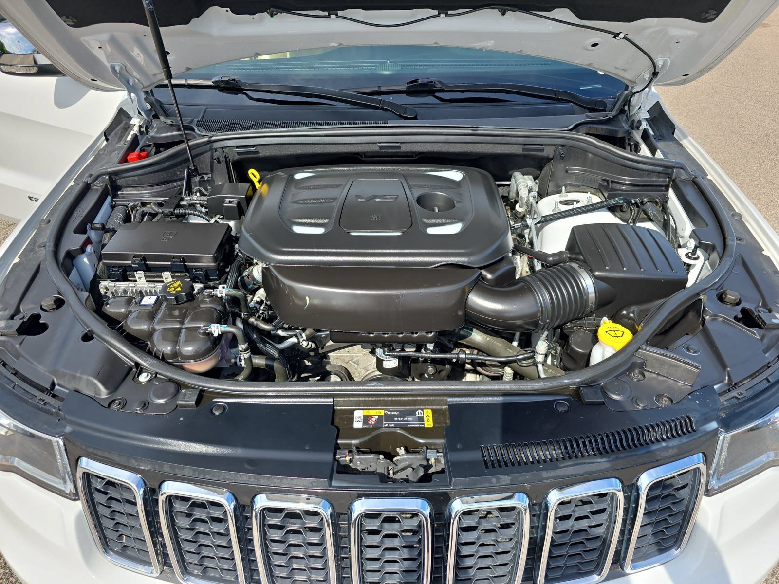 Used 2021 Jeep Grand Cherokee Limited w/ Luxury Group II AWD/4WD image 33