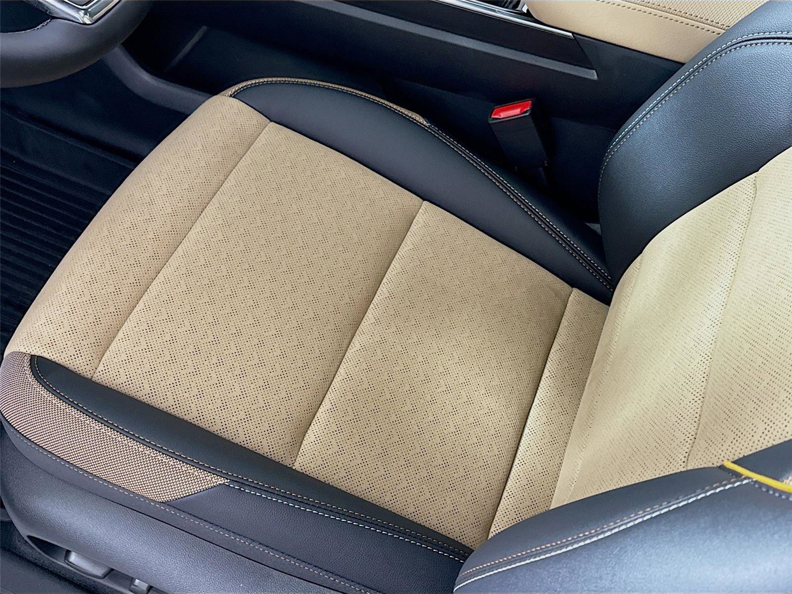 New 2026 Chevrolet Equinox ACTIV w/ Convenience Package III image 14