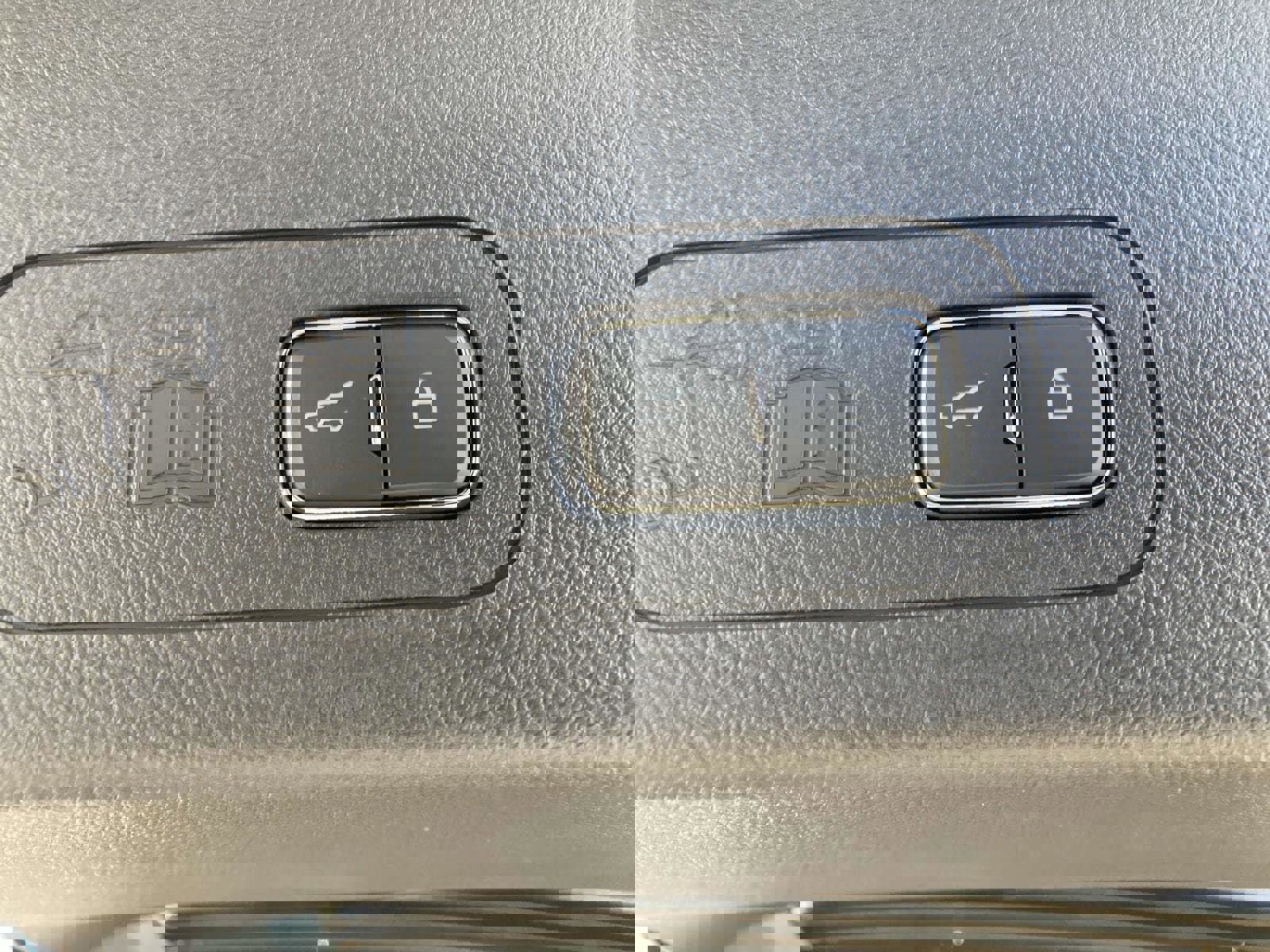 New 2025 Lincoln Aviator Black Label image 16