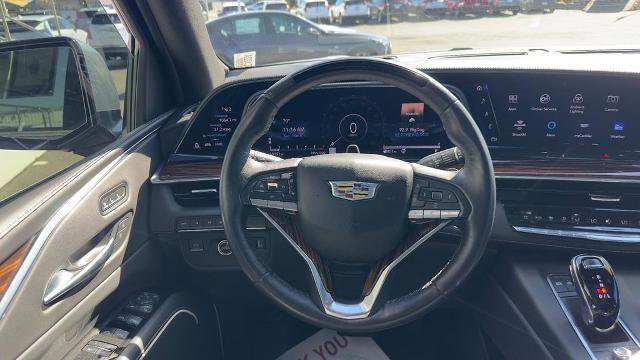Used 2022 Cadillac Escalade Premium Luxury image 11
