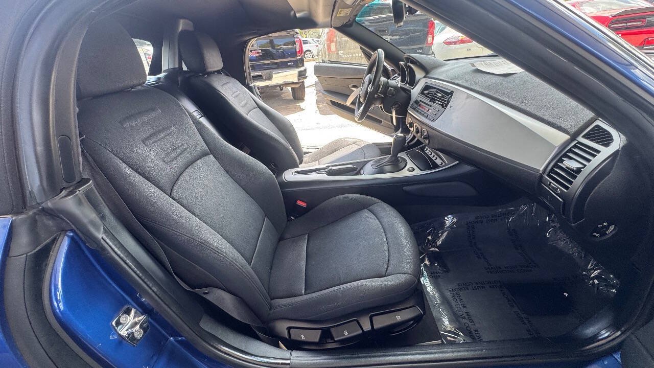 Used 2007 BMW Z4 3.0i RWD image 10