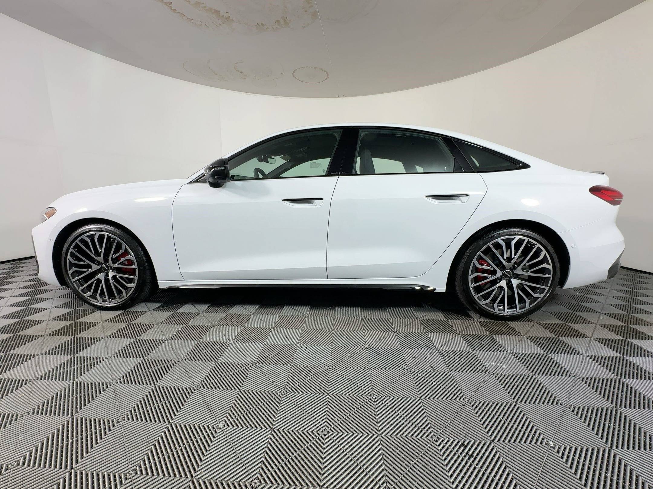 New 2025 Audi S5 Premium Plus image 2