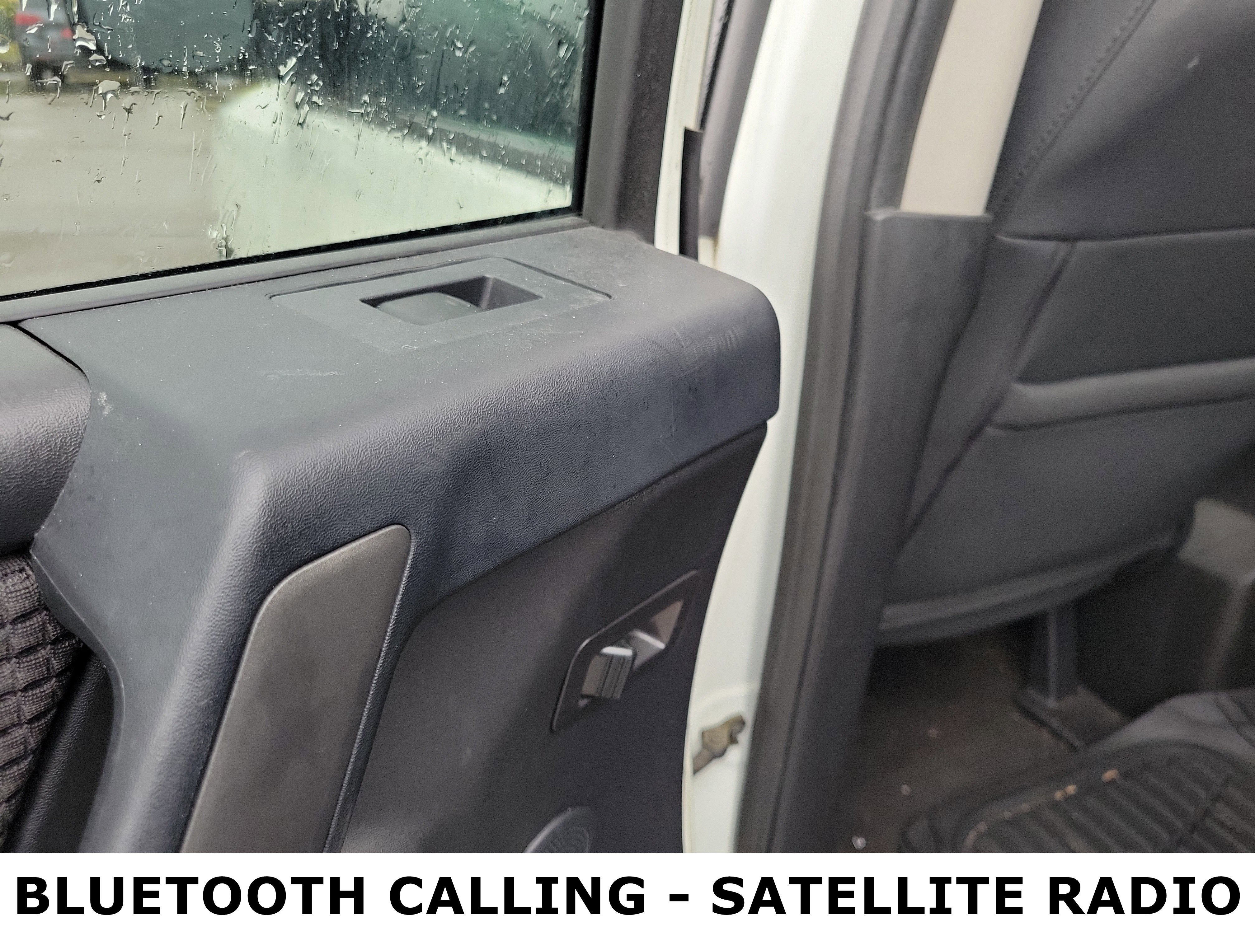 Used 2013 Nissan Titan SV w/ SV Value Truck Pkg image 14