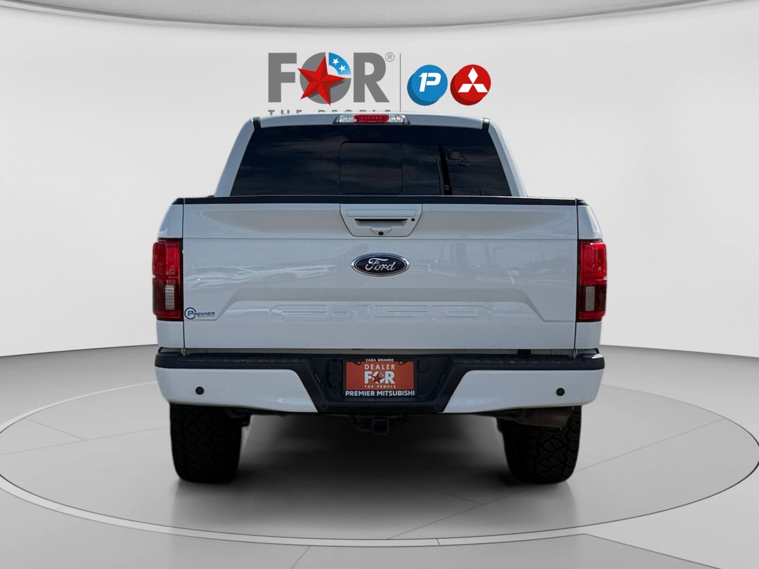 Used 2019 Ford F150 Lariat w/ Equipment Group 502A Luxury AWD/4WD image 4