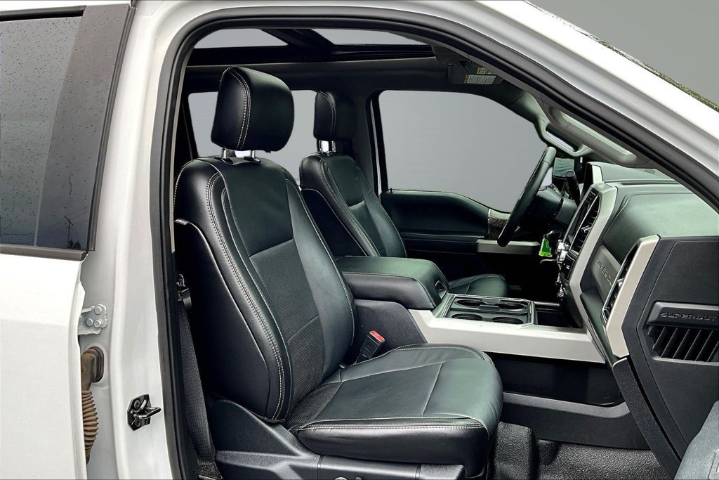 Certified 2019 Ford F250 Lariat w/ Lariat Value Package AWD/4WD image 34