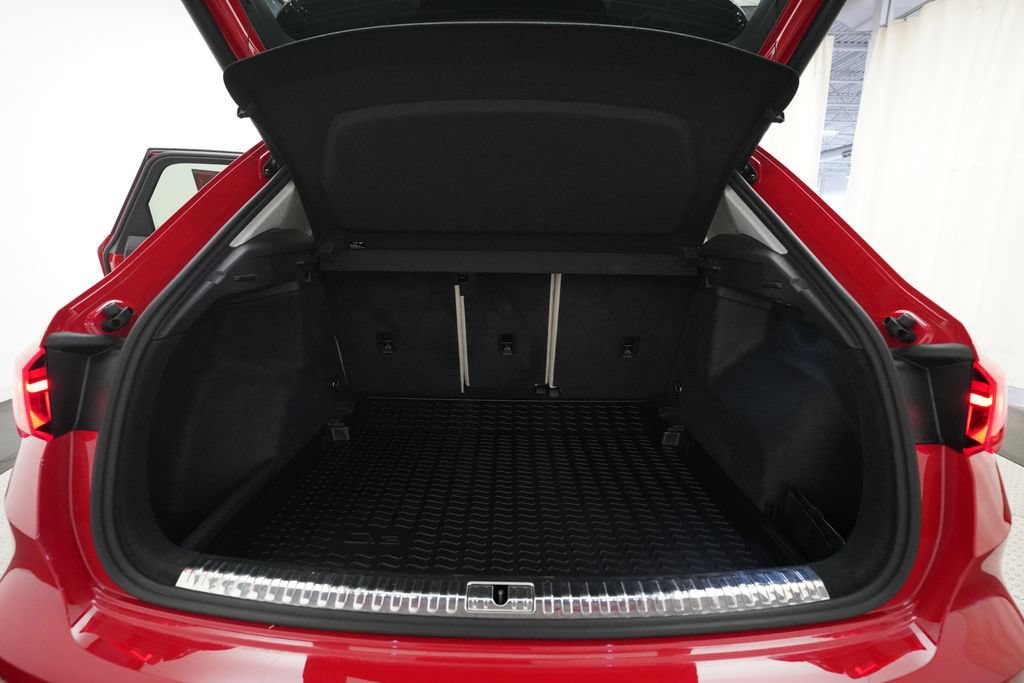 Certified 2022 Audi Q3 2.0T Premium Plus AWD/4WD image 10