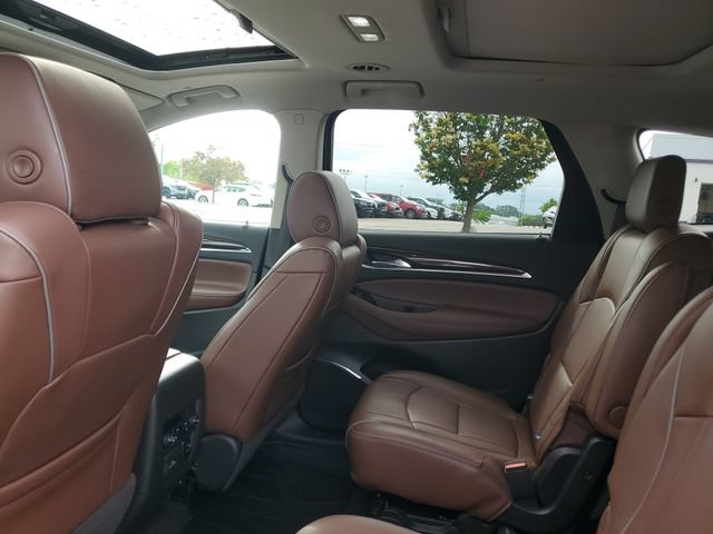 Certified 2018 Buick Enclave Avenir w/ Avenir Technology Package FWD image 9