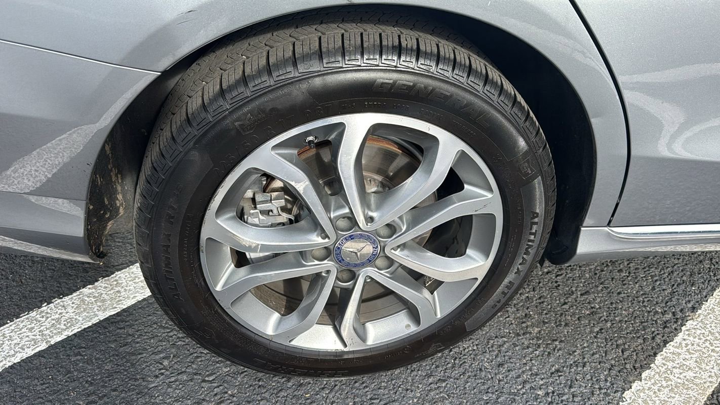 Used 2015 Mercedes-Benz C 300 4MATIC image 15