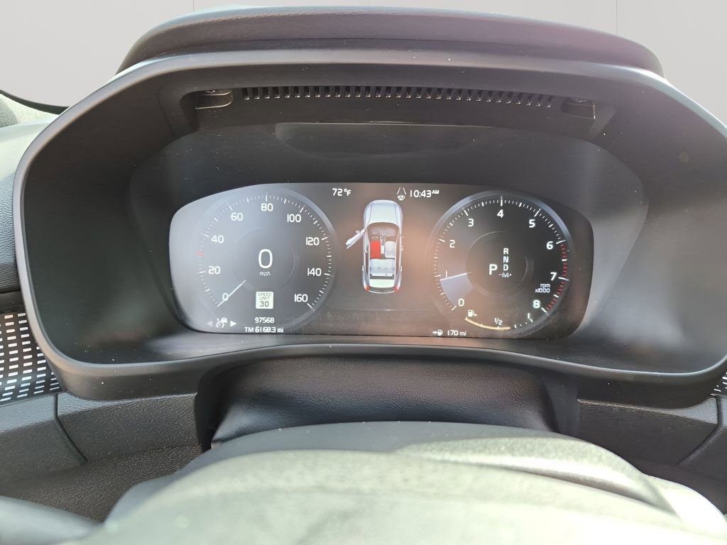Used 2022 Volvo XC40 T5 R-Design w/ Advanced Package AWD/4WD image 37