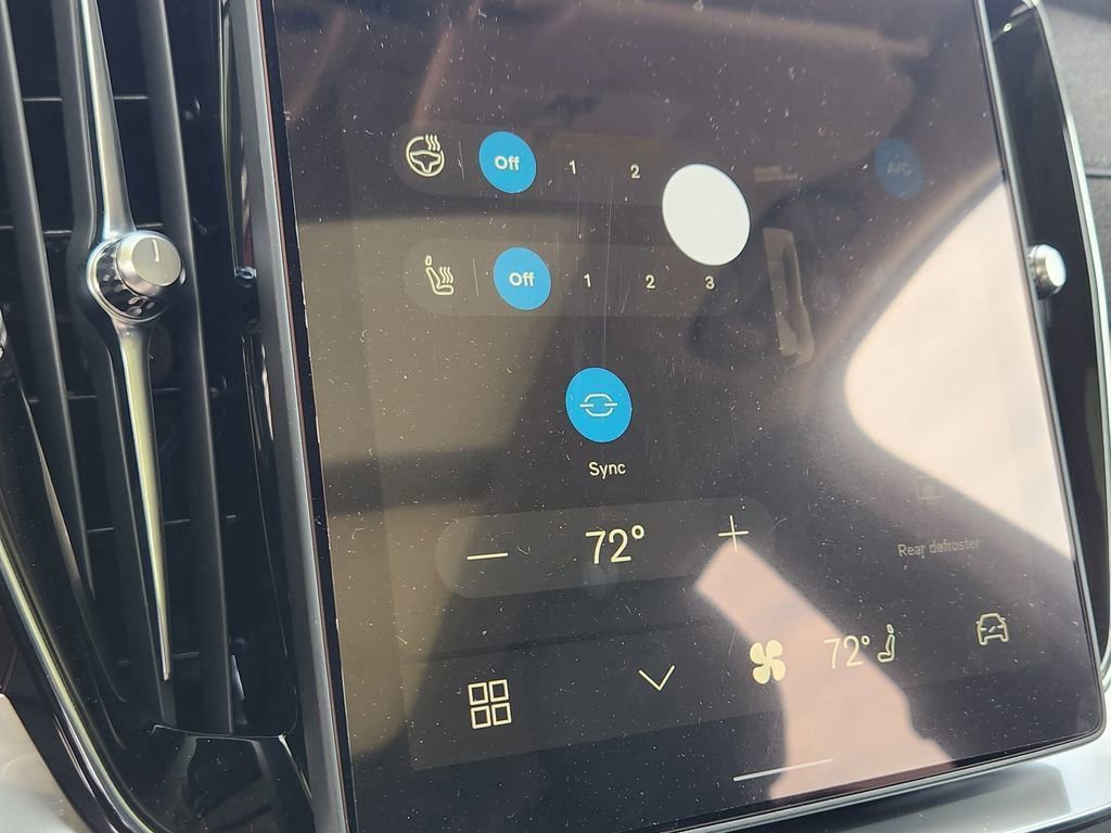 New 2026 Volvo XC90 B6 Plus w/ Protection Package image 16