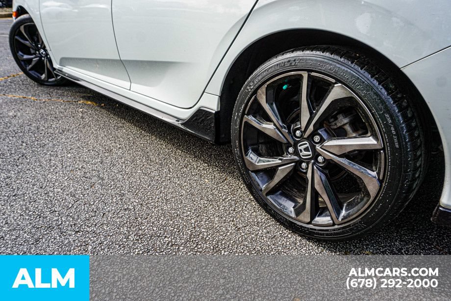 Used 2017 Honda Civic Sport image 16