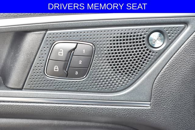 Used 2024 Ford Edge Titanium AWD/4WD image 4