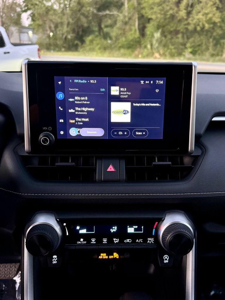 Used 2024 Toyota RAV4 LE image 15