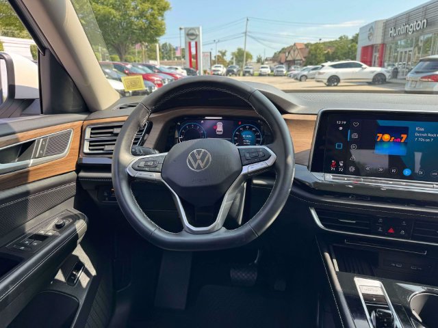 Certified 2026 Volkswagen Atlas SE w/ Panoramic Sunroof Package AWD/4WD image 13