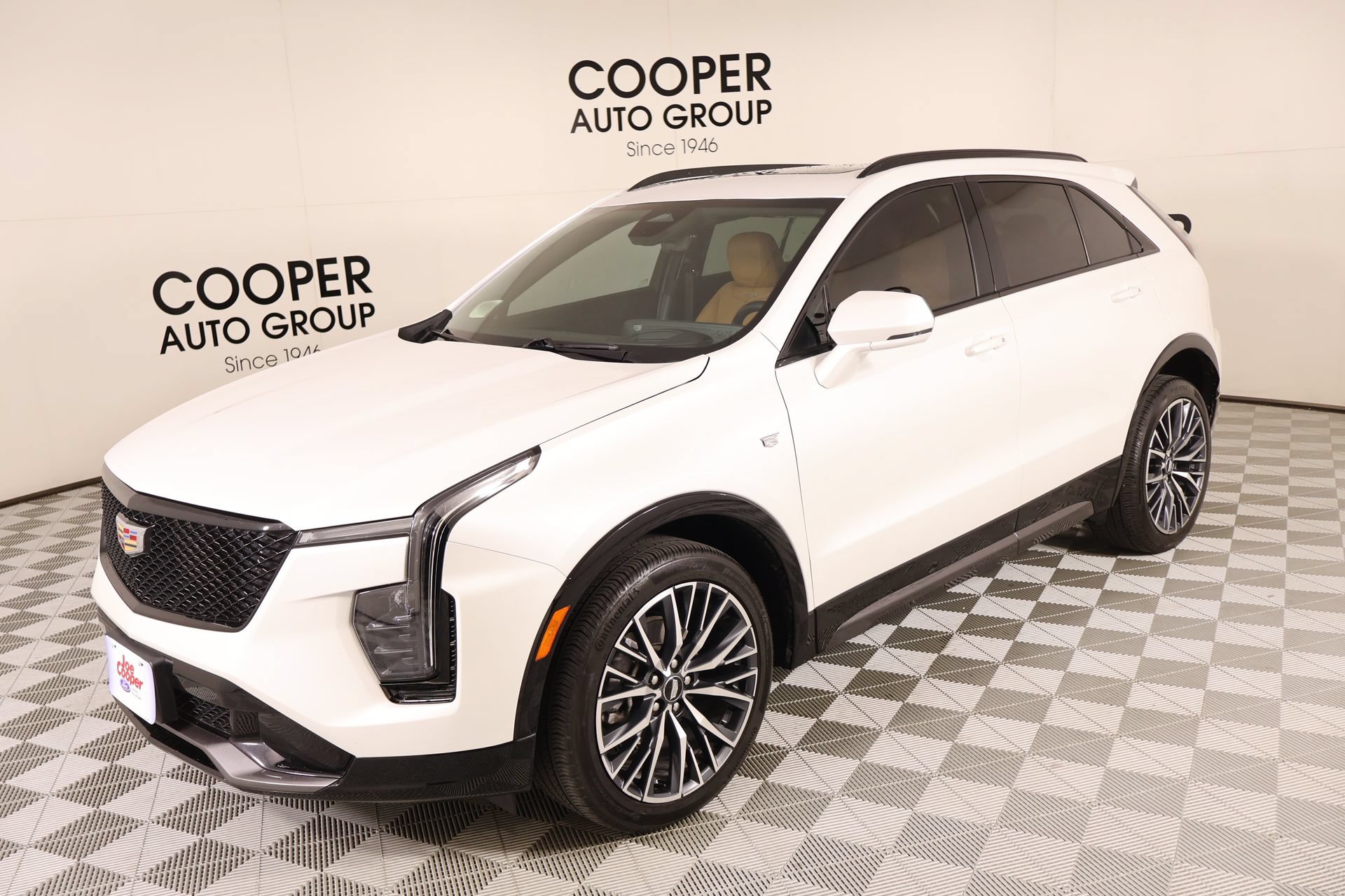 Used 2024 Cadillac XT4 Sport AWD/4WD image 10