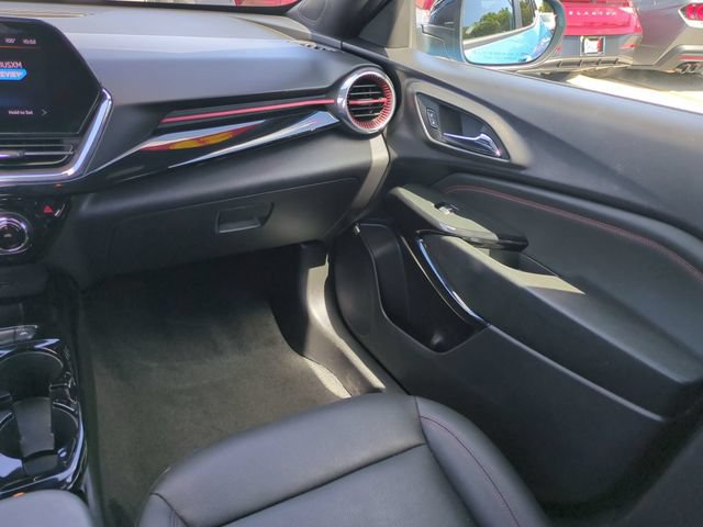 Used 2025 Chevrolet Trax RS w/ Driver Confidence Package FWD image 18