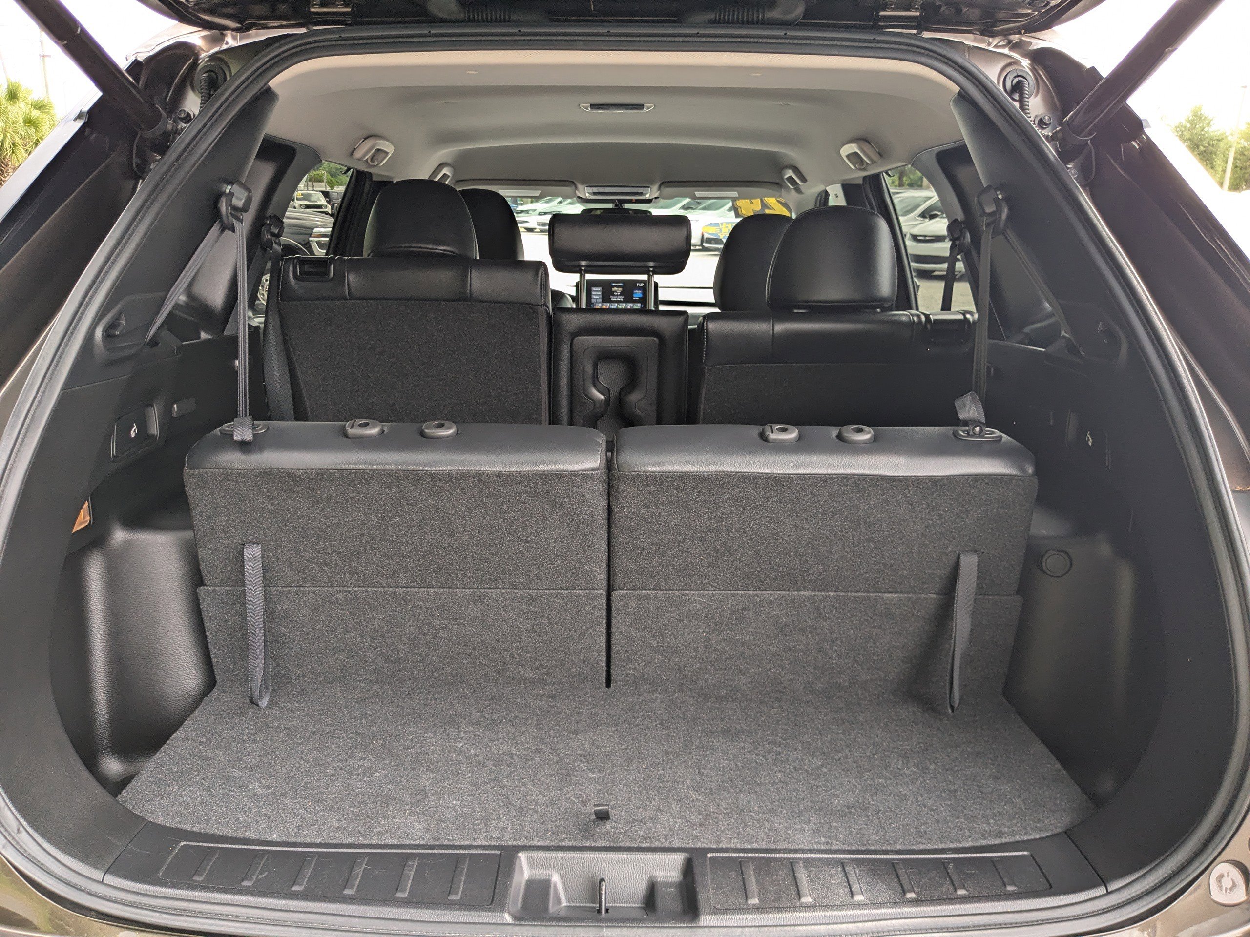 Used 2024 Mitsubishi Outlander SEL FWD image 12