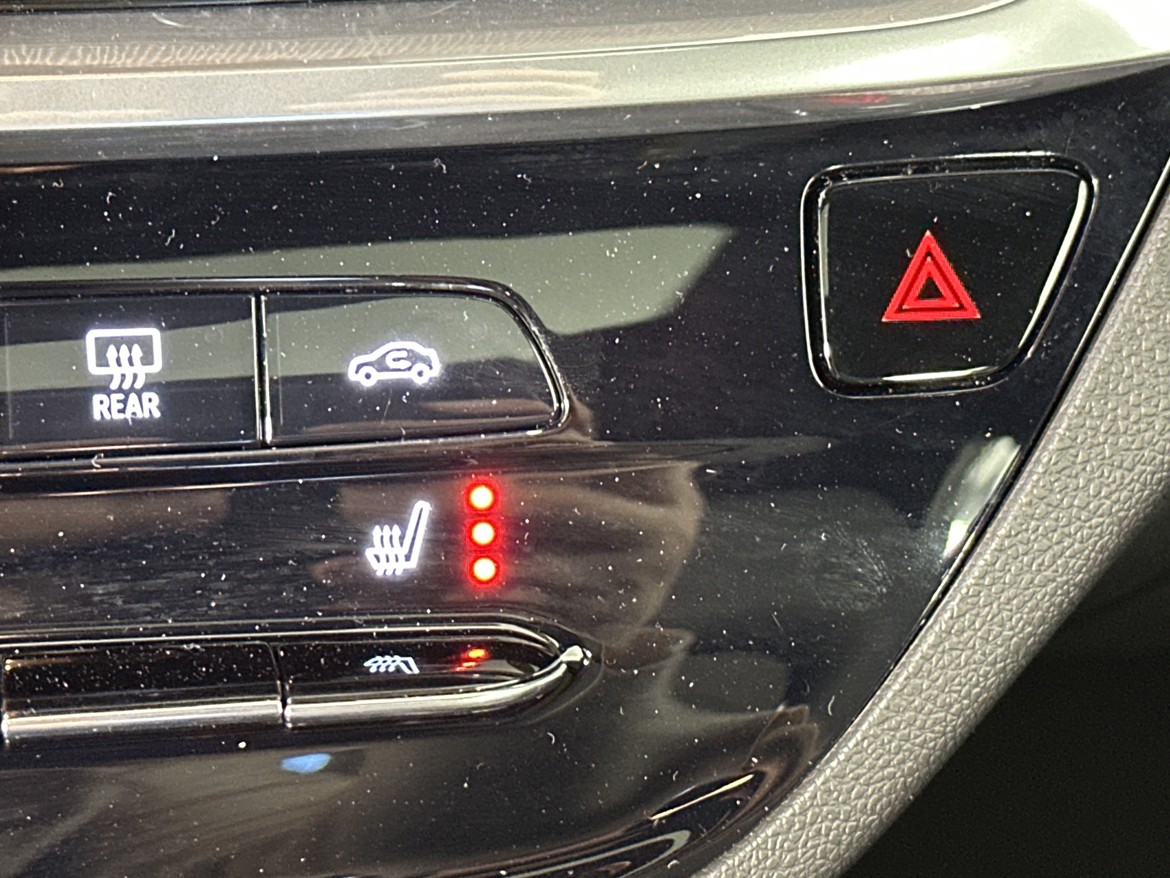 Certified 2024 Buick Envista Avenir image 26