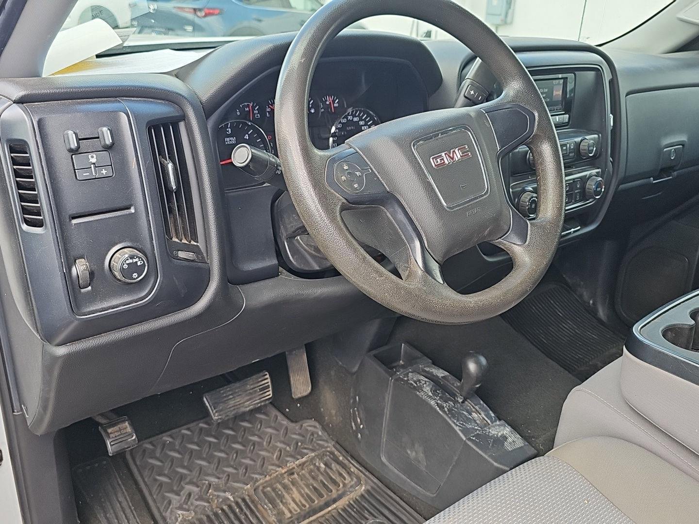 Used 2015 GMC Sierra 1500 4x4 Crew Cab w/ Sierra Convenience Package image 6