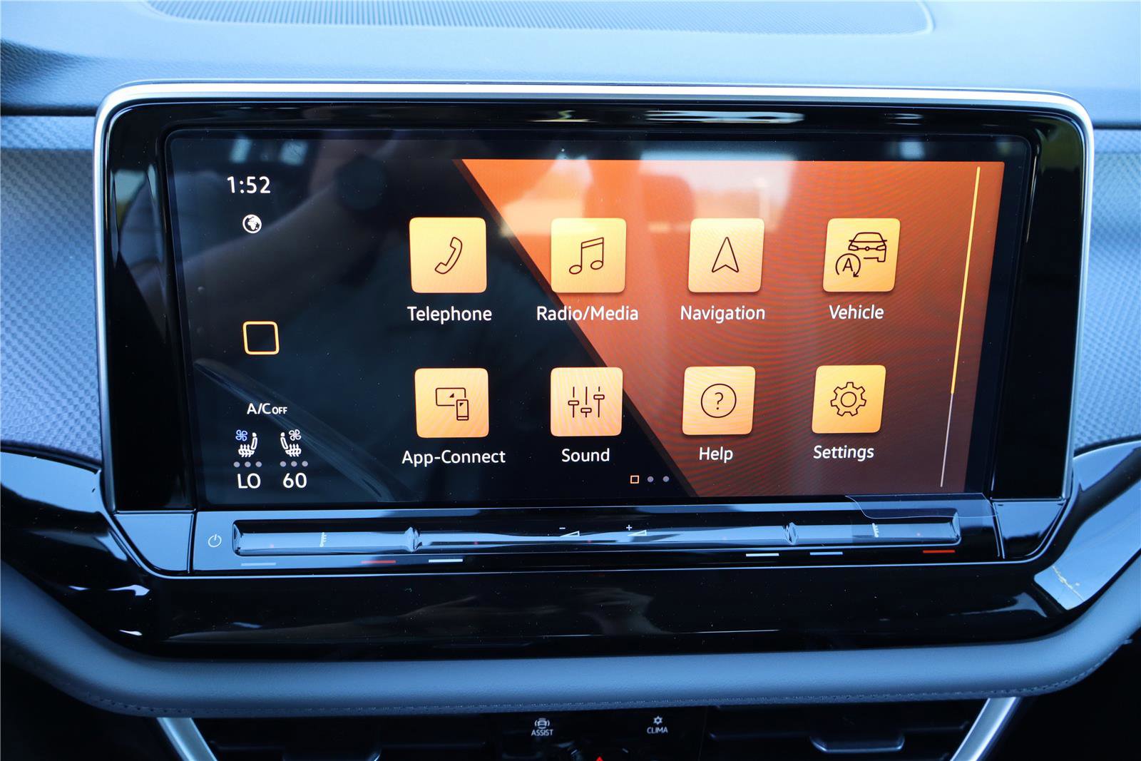 New 2026 Volkswagen Atlas Peak Edition image 18