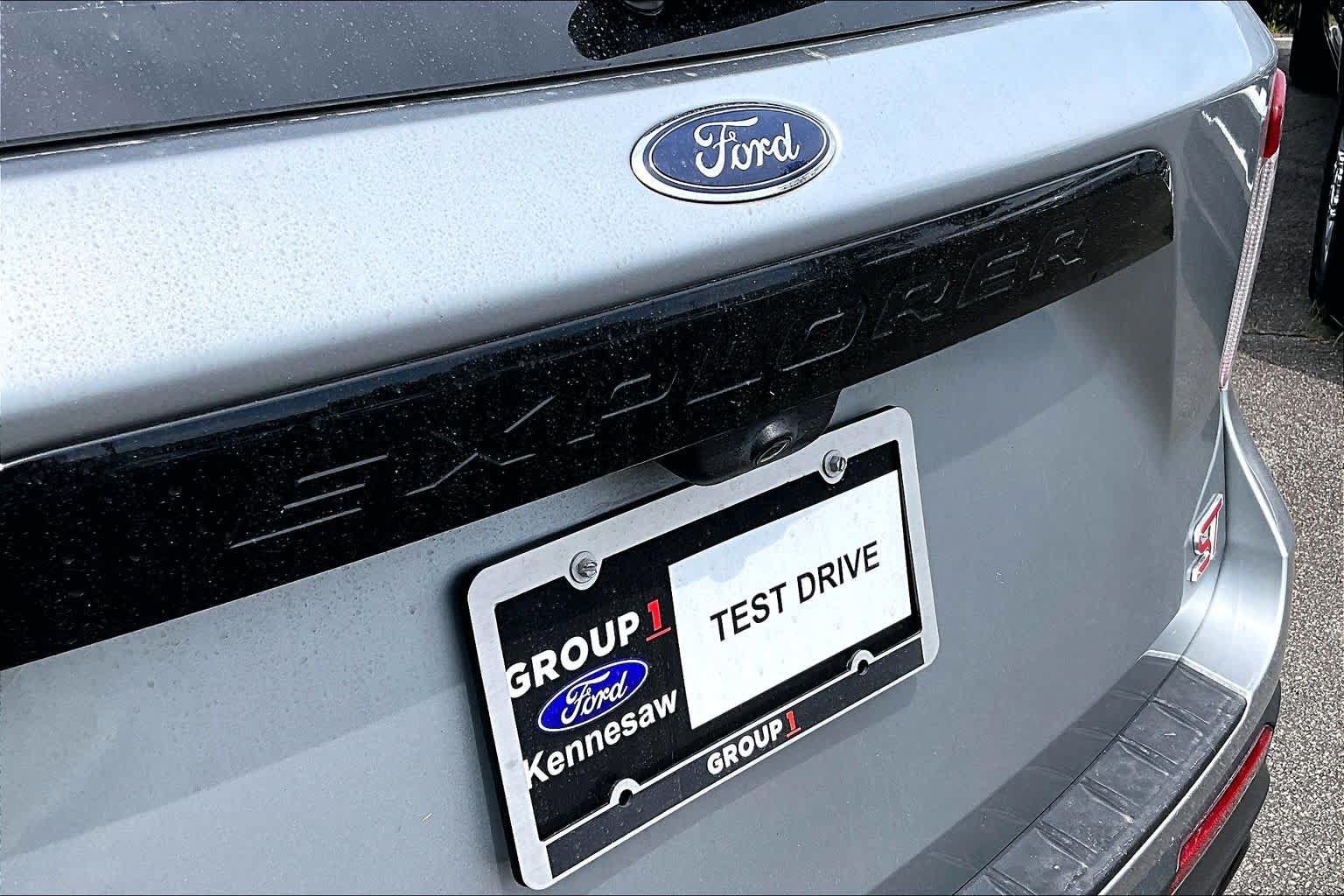 Used 2023 Ford Explorer ST w/ Equipment Group 401A AWD/4WD image 31