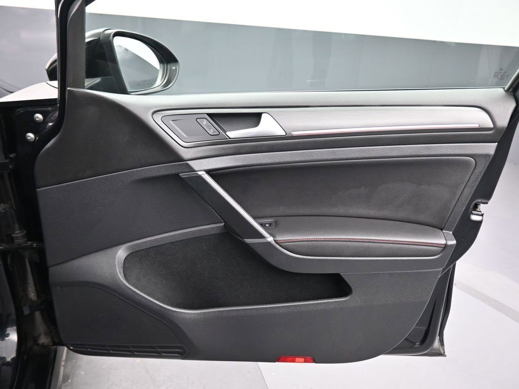 Used 2021 Volkswagen GTI Autobahn image 42