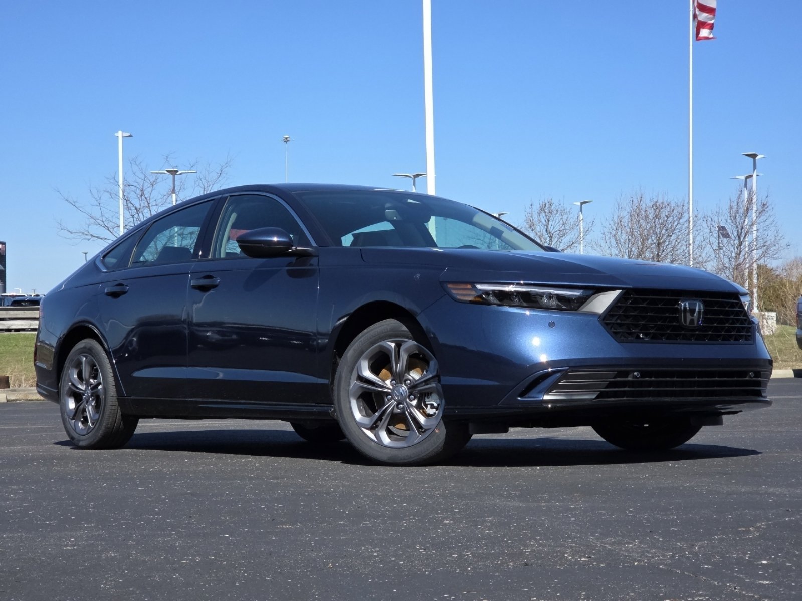 New 2026 Honda Accord EX-L image 2