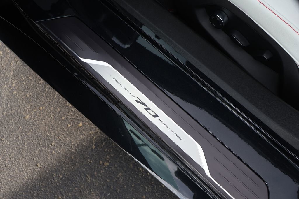 Used 2023 Chevrolet Corvette Stingray Premium Conv w/ Z51 Performance Package RWD image 14