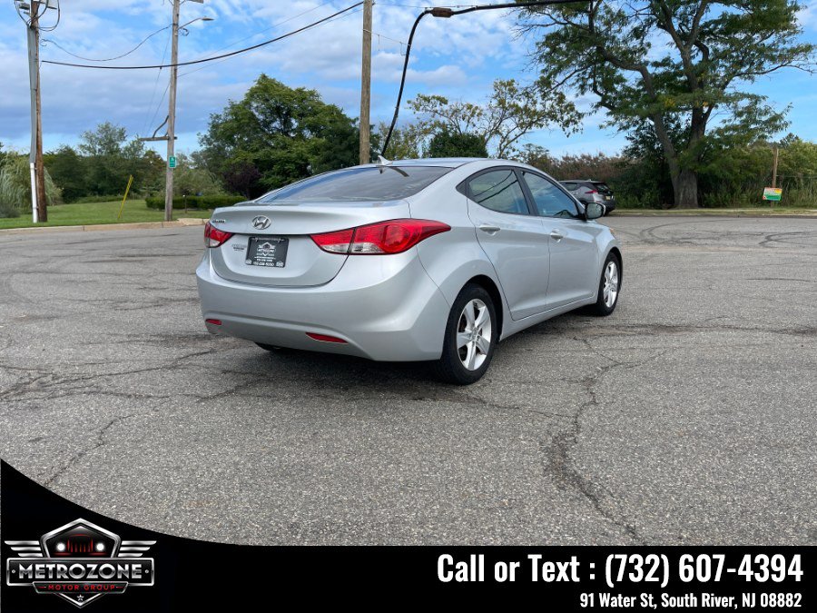 Used 2013 Hyundai Elantra GLS w/ Preferred Pkg FWD image 8