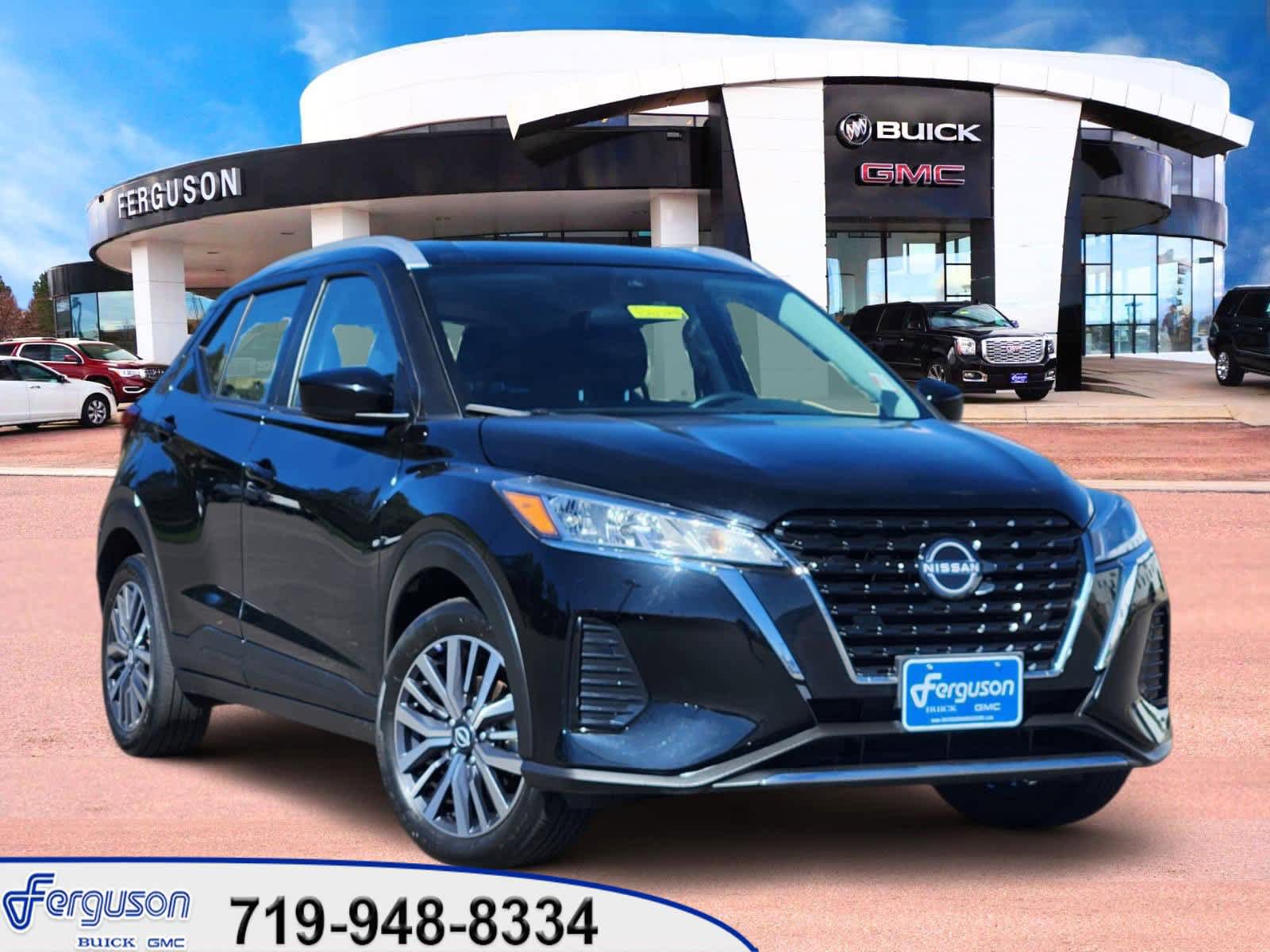 Used 2023 Nissan Kicks SV FWD image 1