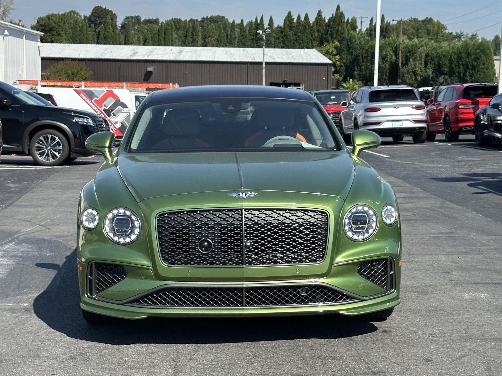 New 2025 Bentley Flying Spur Plug-In Hybrid AWD/4WD image 8