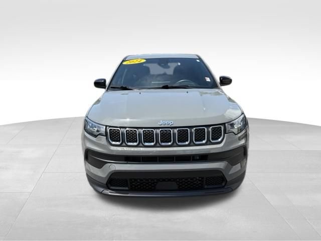 Used 2024 Jeep Compass Sport AWD/4WD image 7