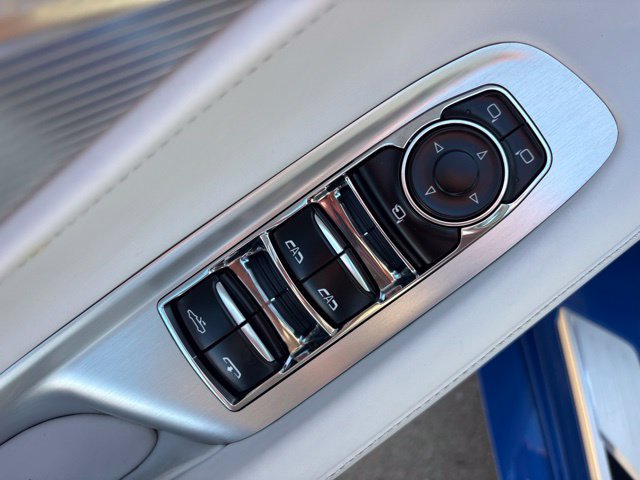 Used 2023 Chevrolet Corvette Stingray Premium Conv RWD image 10